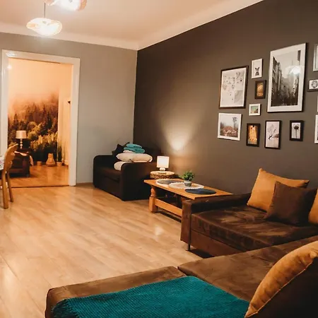 Fatcat Apartment *